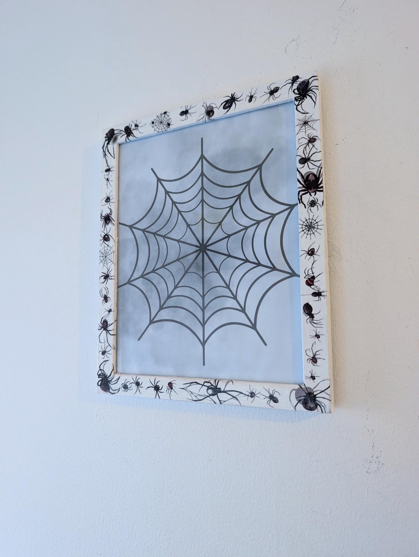 10 x 8" wall hanging arachnids picture photo frame. Portrait landscape. White wooden spiders unique home decor house accent gothic gift - Oh My Gothness