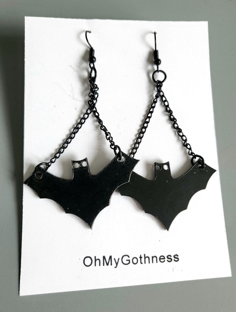 Black Bat Earrings Funky Goth Whitby Halloween Gothic Spooky Great Gift E14