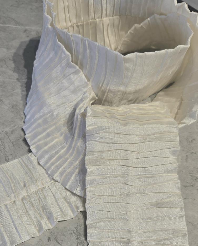 Cream Crinkle Satin Cravat Bow Tie - Steampunk, Victorian, Wedding, Gothic, Races