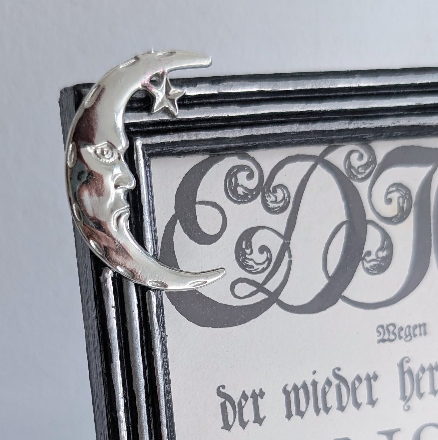 6 x 4" Picture frame. Crescent Moon Embellished in Black and Silver. Keepsake Gothic Home Decor