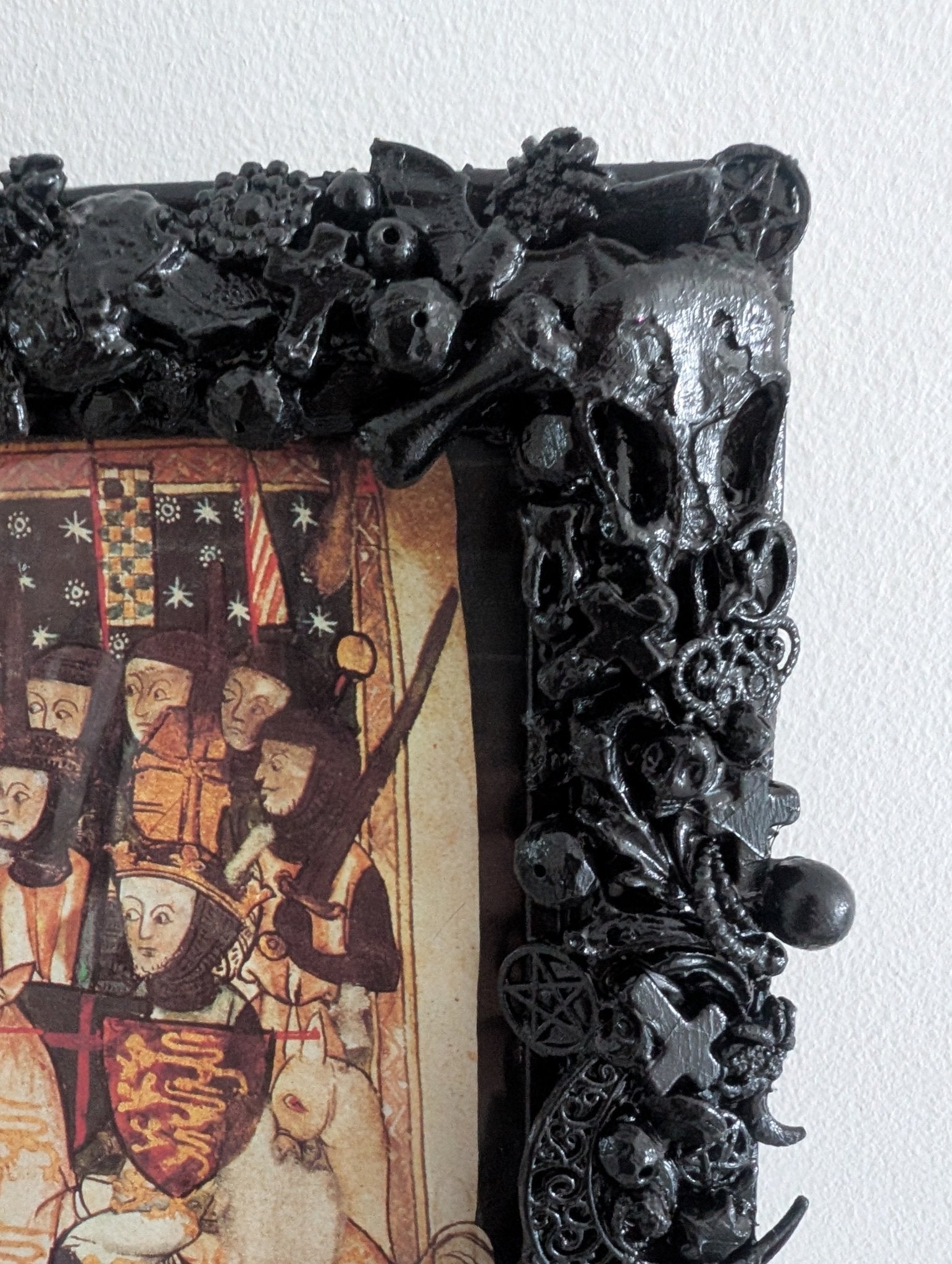 10" x 8" Black Portrait Freestanding Hand Embellished Gothic Charms Picture Frame Home Decor Gift - Oh My Gothness
