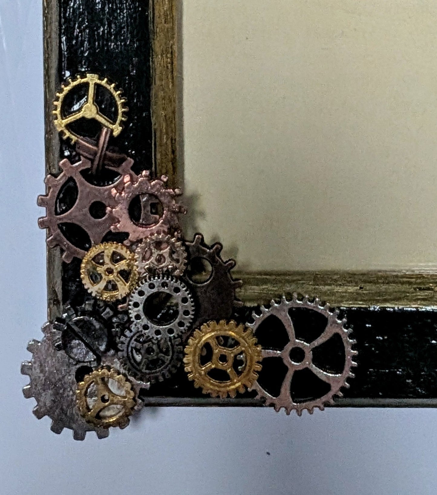 10 x 8" Green & Gold Picture Frame. Steampunk Metal Cogs Detailing Home Wall Hanging Home Decore - Oh My Gothness