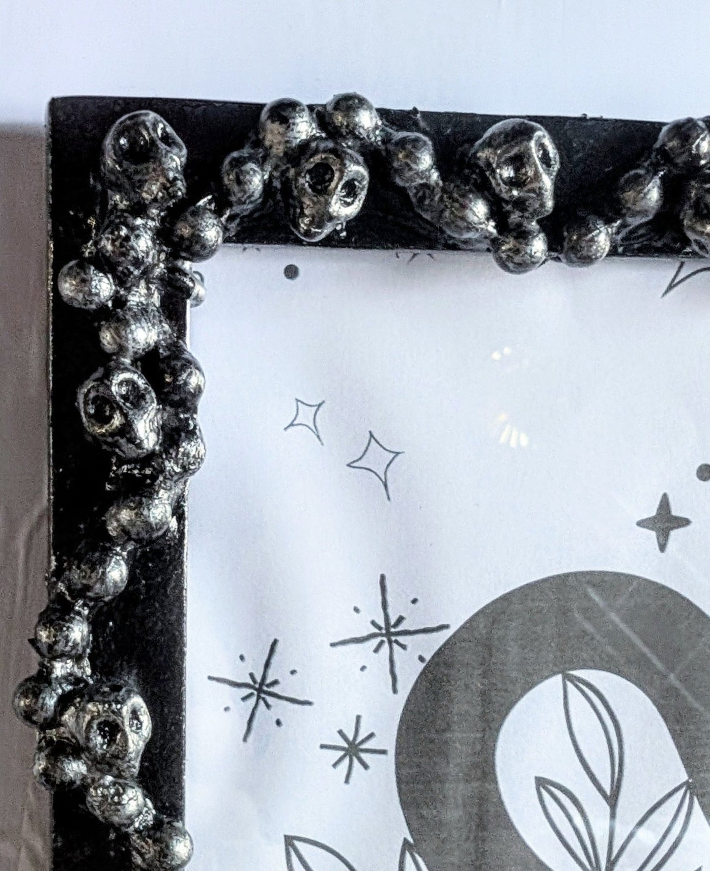 10 x 8" Picture Frame Skulls Blackened Silver Portrait Wall Hanging Gothic Home Decor - Oh My Gothness