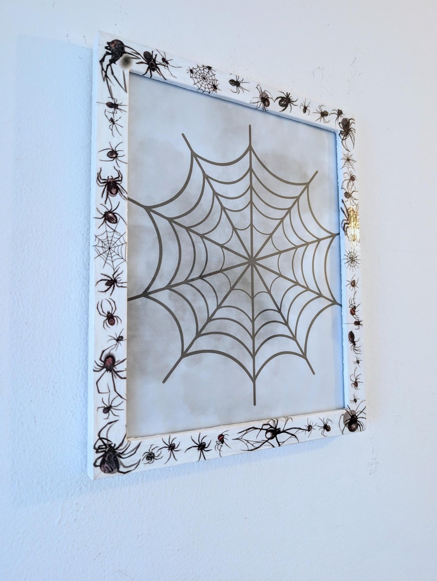10 x 8" wall hanging arachnids picture photo frame. Portrait landscape. White wooden spiders unique home decor house accent gothic gift - Oh My Gothness