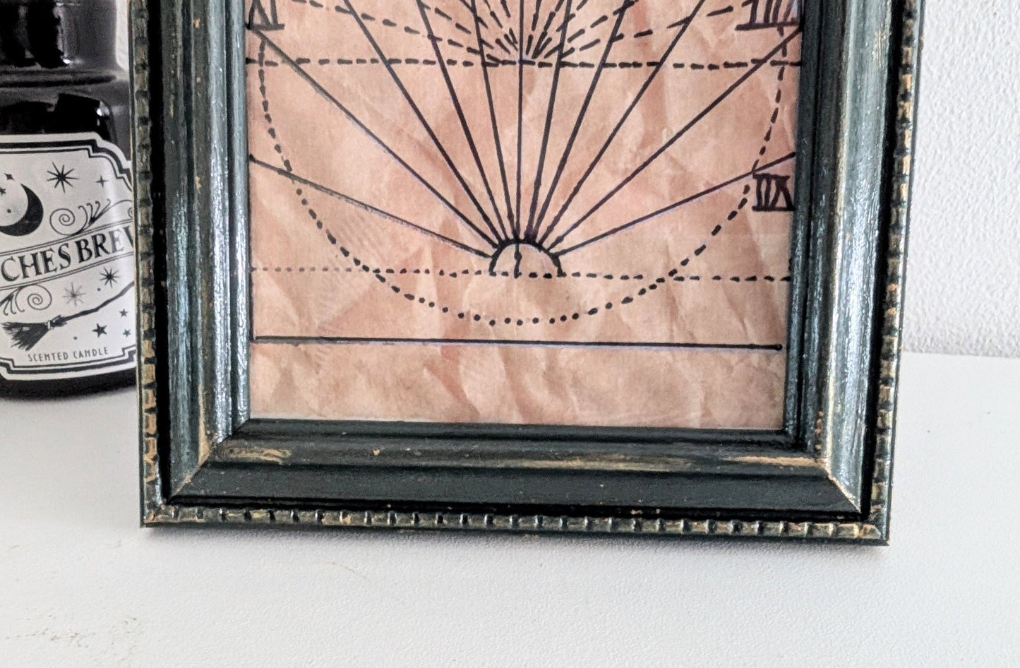 5 x 7 freestanding picture frame in green with lightly brushed gold distressed effect. Romantic Gothic home decor - Oh My Gothness