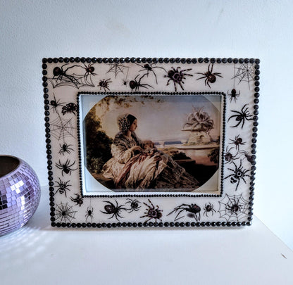 7 x 5" free standing photo frame. Painted white with black gems spiders. Creepy spiders arachnid fan unusual home gift couples housewarming - Oh My Gothness