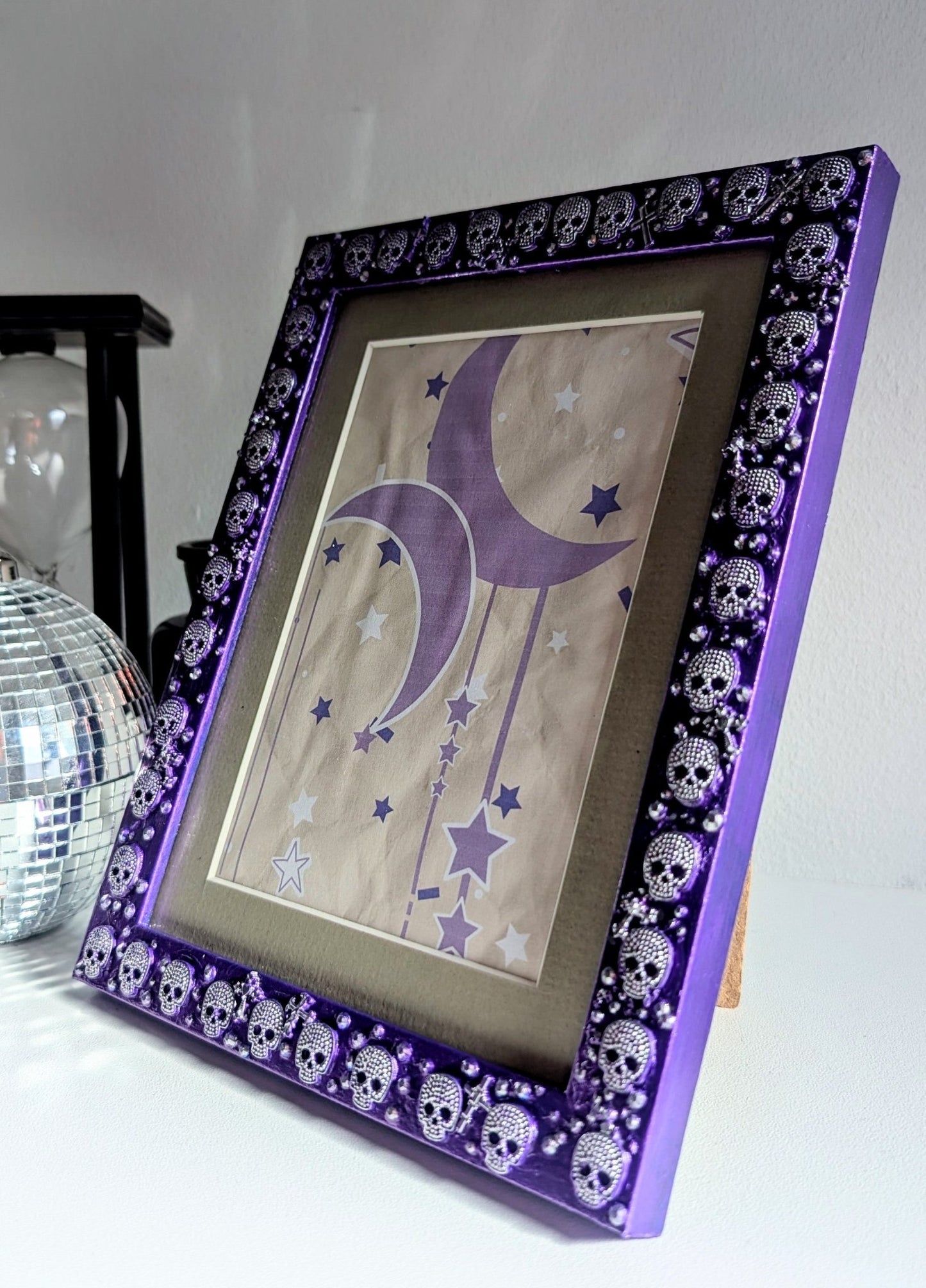 8 x 6" Metalic Purple & Silver Picture Frame Portrait Freestanding With Skulls and Crosses - Oh My Gothness