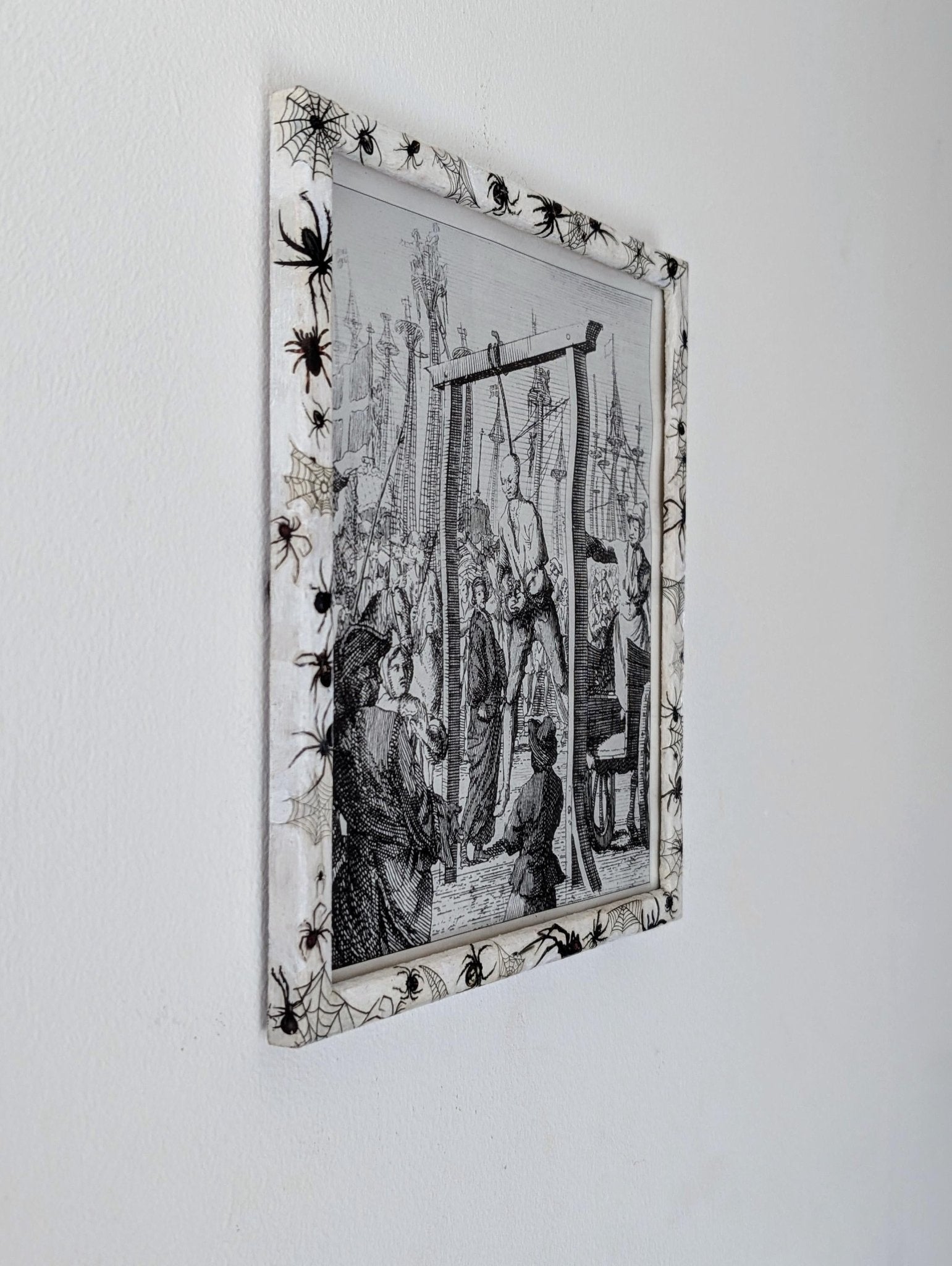 8.5"X 10" portrait Gothic Photo Picture Frame. Wall hung decor Hand painted in white with spiders and webs horror fan arachnophobia gift - Oh My Gothness