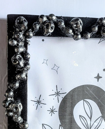 10 x 8" Picture Frame Skulls Blackened Silver Portrait Wall Hanging Gothic Home Decor
