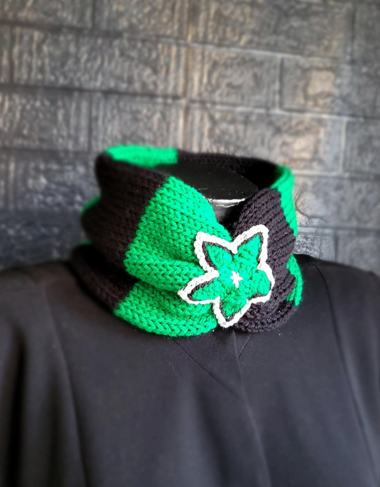 Black Green Stripes Knitted Snood Neck Warmer With Crochet Star Punk Emo Goth Winter Gift Cosy Cowl Free Size Steampunk SC5 - Oh My Gothness