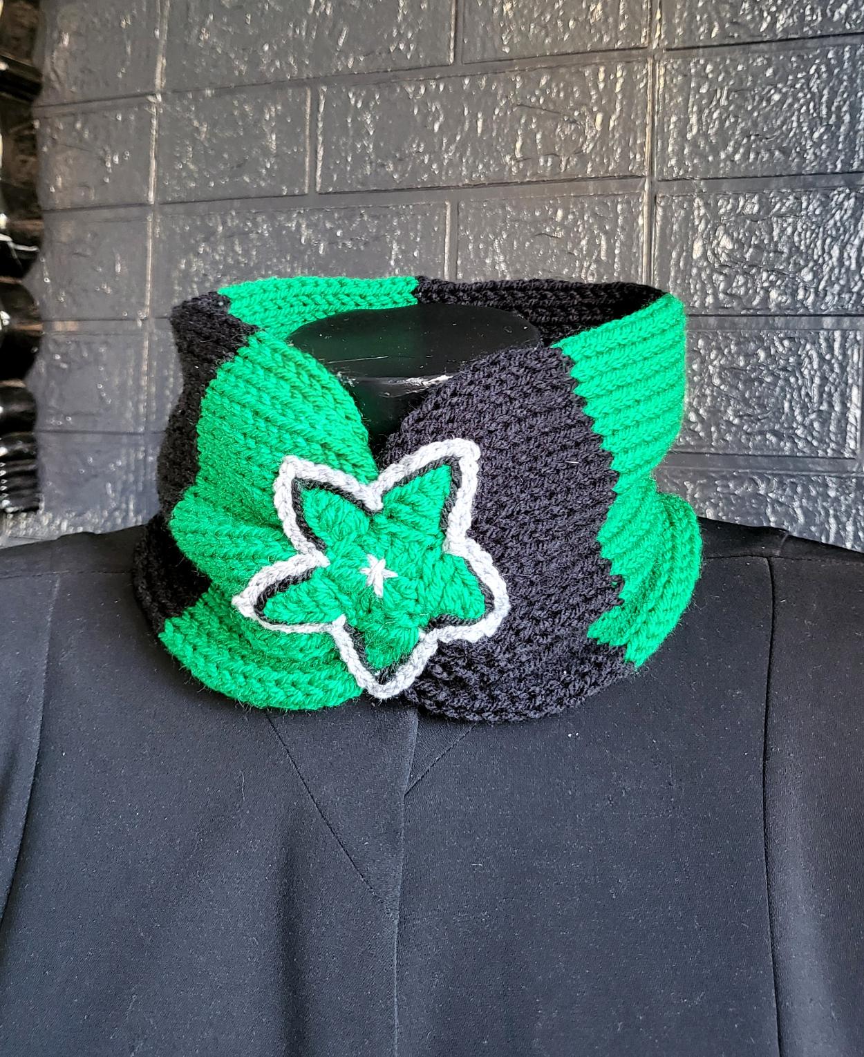 Black Green Stripes Knitted Snood Neck Warmer With Crochet Star Punk Emo Goth Winter Gift Cosy Cowl Free Size Steampunk SC5 - Oh My Gothness