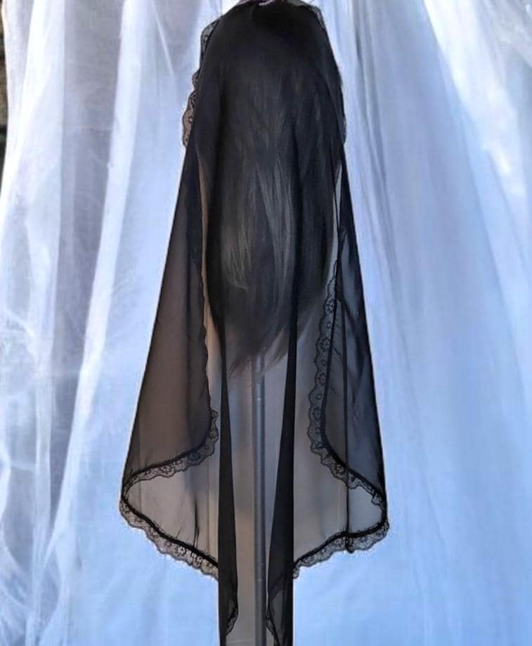 Black Net Lace Veil with Purple Rose, Gothic Wedding Head Cover - Oh My Gothness