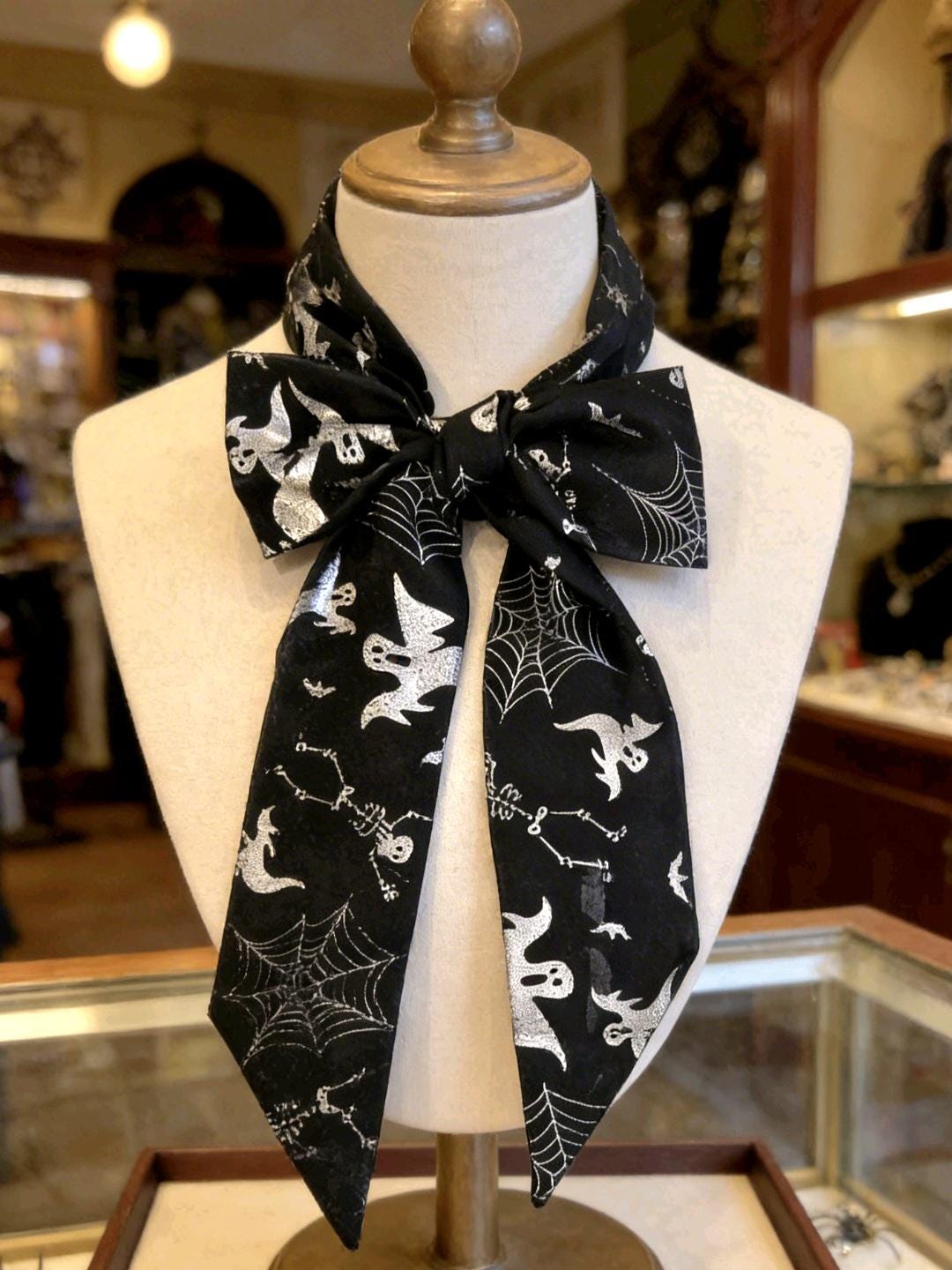 Black & Silver Chiffon Cravat Bow Tie - Steampunk, Ghosts Spiders, Gothic, Halloween - Oh My Gothness