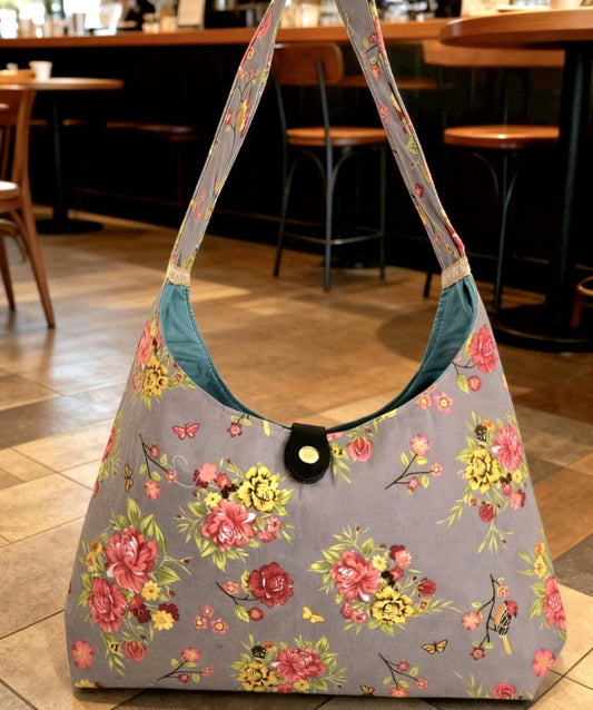 Floral Roses Shoulder Bag, Taupe Red Green, Lined - Oh My Gothness