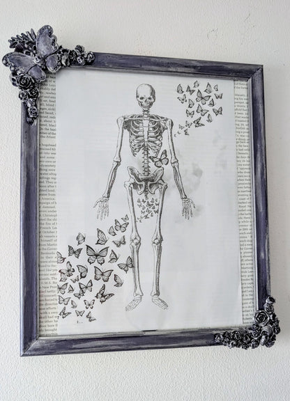 Gothic Picture Frame: Purple and Silver, Butterfly, Skulls and Roses - Oh My Gothness