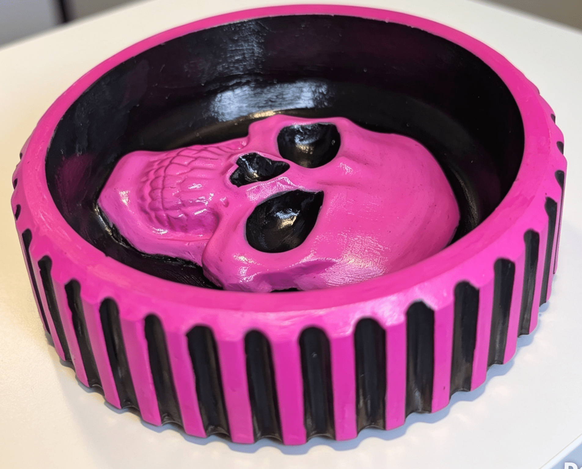 Hand cast and painted black and bright pink chunky skull round jewellery trinket - Oh My Gothness
