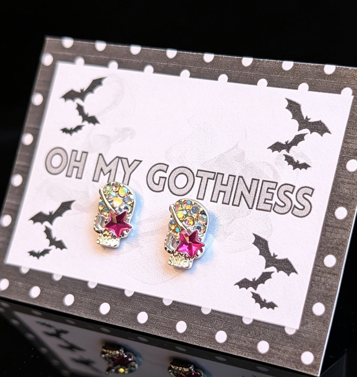 Hand made diamante skull stud earrings. - Oh My Gothness
