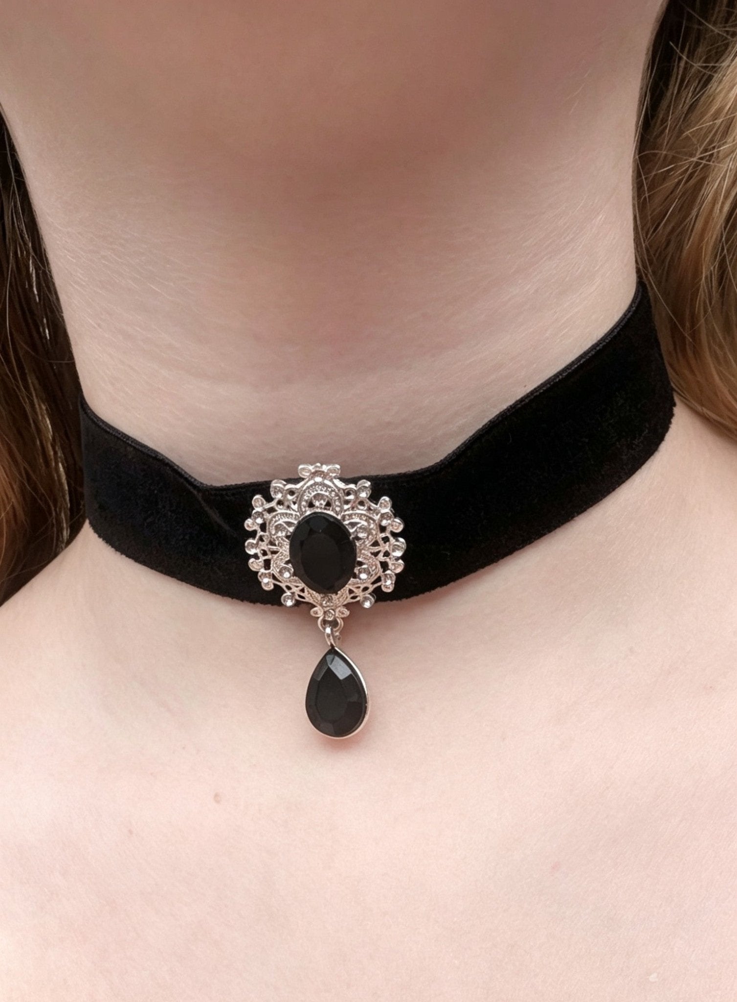 Hand Made Wide Black Velvet Choker With Decorative Black + Silver Drop Pendant. Gothic Accessory - Oh My Gothness