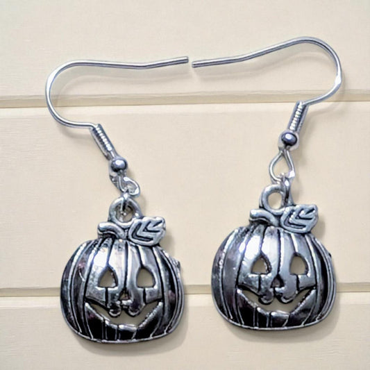 Handmade Silver Tone Pumpkin Earrings, Halloween Jewelry - Oh My Gothness
