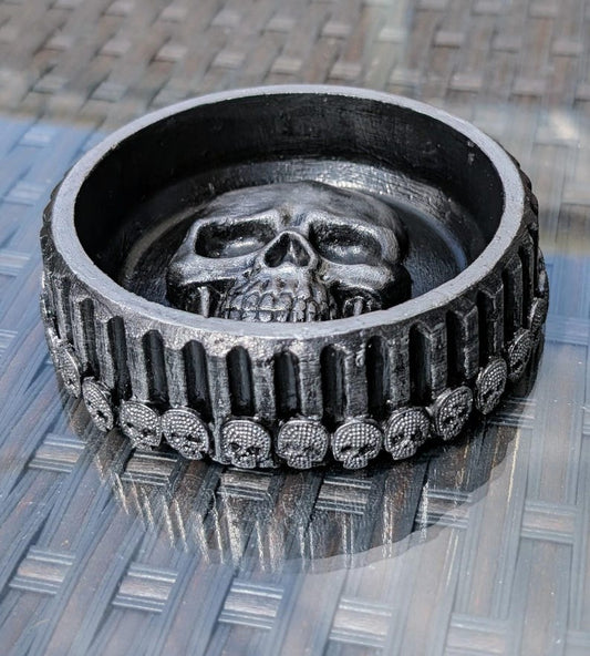Black and silver skulls chunky decorative ring jewellery trinket dish bowl holder gothic home gift creepy dressing table decor