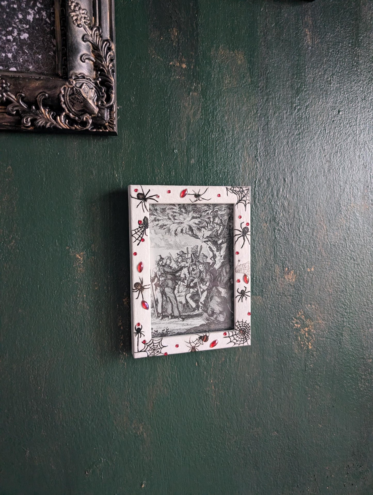 4 x 6" white wall hanging photo / picture frame adorned in red gems, spiders and webs. Gothic decor horror fan gift housewarming present