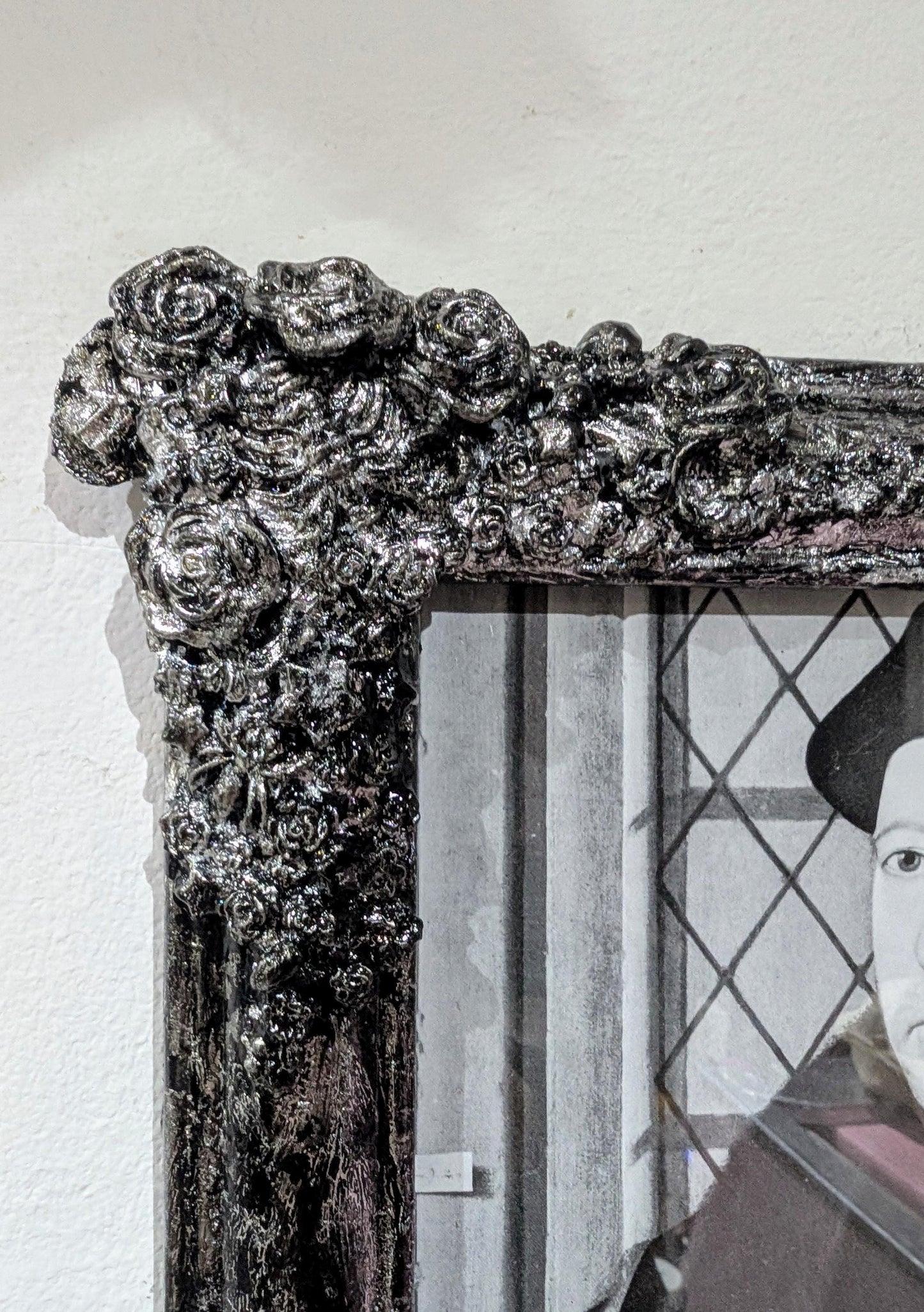 9 x 7" wall hanging portrait picture photo frame silver black distressed gothic inspired roses, ribcage, butterflies unique home decor gift
