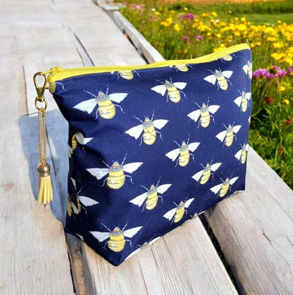 Handmade Bumble Bee Cosmetics Bag, Showerproof Travel Toiletry Bag
