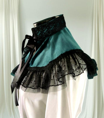 Green Velvet Capelet, Black Lace Trim - Gothic Regency Costume