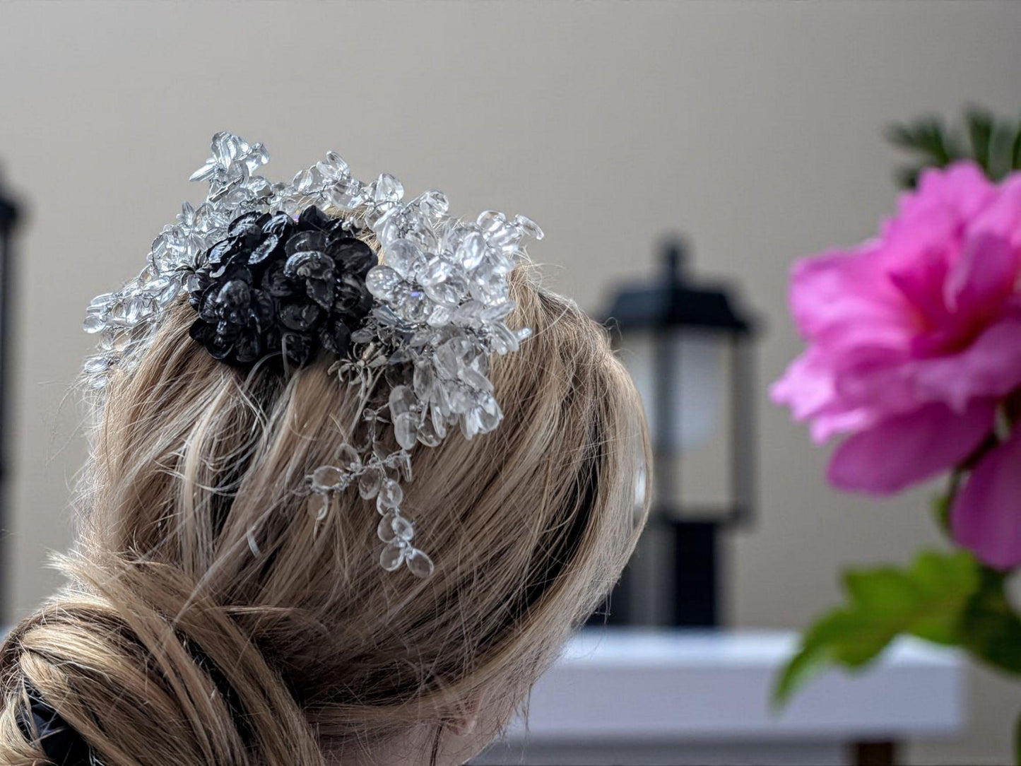 Handmade Gothic Skull Flower Hair Comb, Clear Crystals, Spider Accessory
