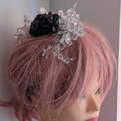 Handmade Gothic Skull Flower Hair Comb, Clear Crystals, Spider Accessory