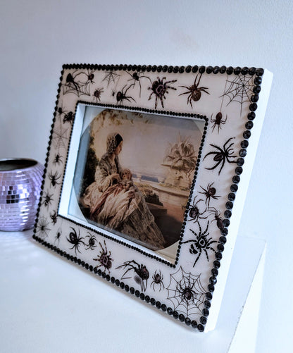 7 x 5" free standing photo frame. Painted white with black gems spiders. Creepy spiders arachnid fan unusual home gift couples housewarming