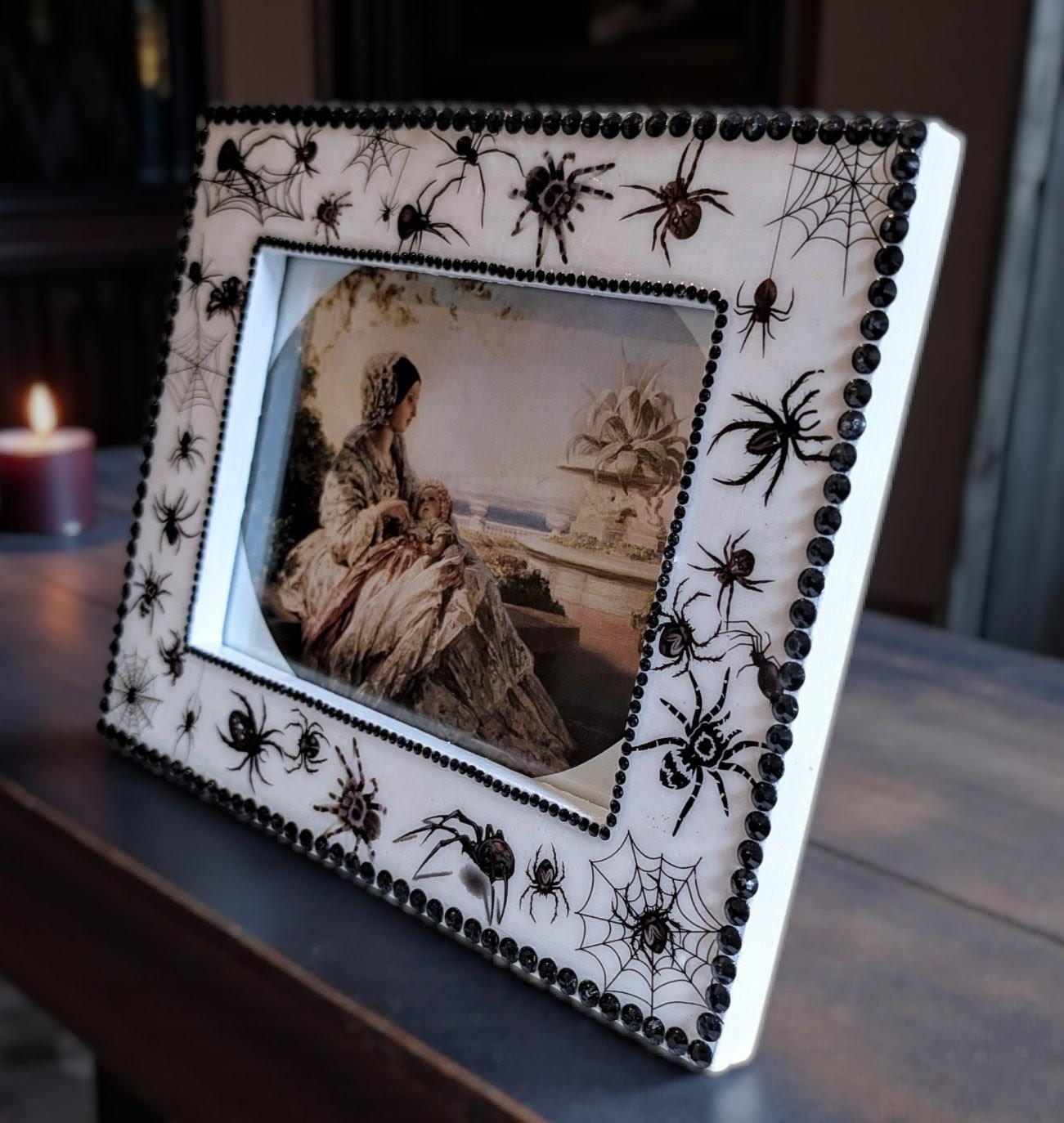 7 x 5" free standing photo frame. Painted white with black gems spiders. Creepy spiders arachnid fan unusual home gift couples housewarming