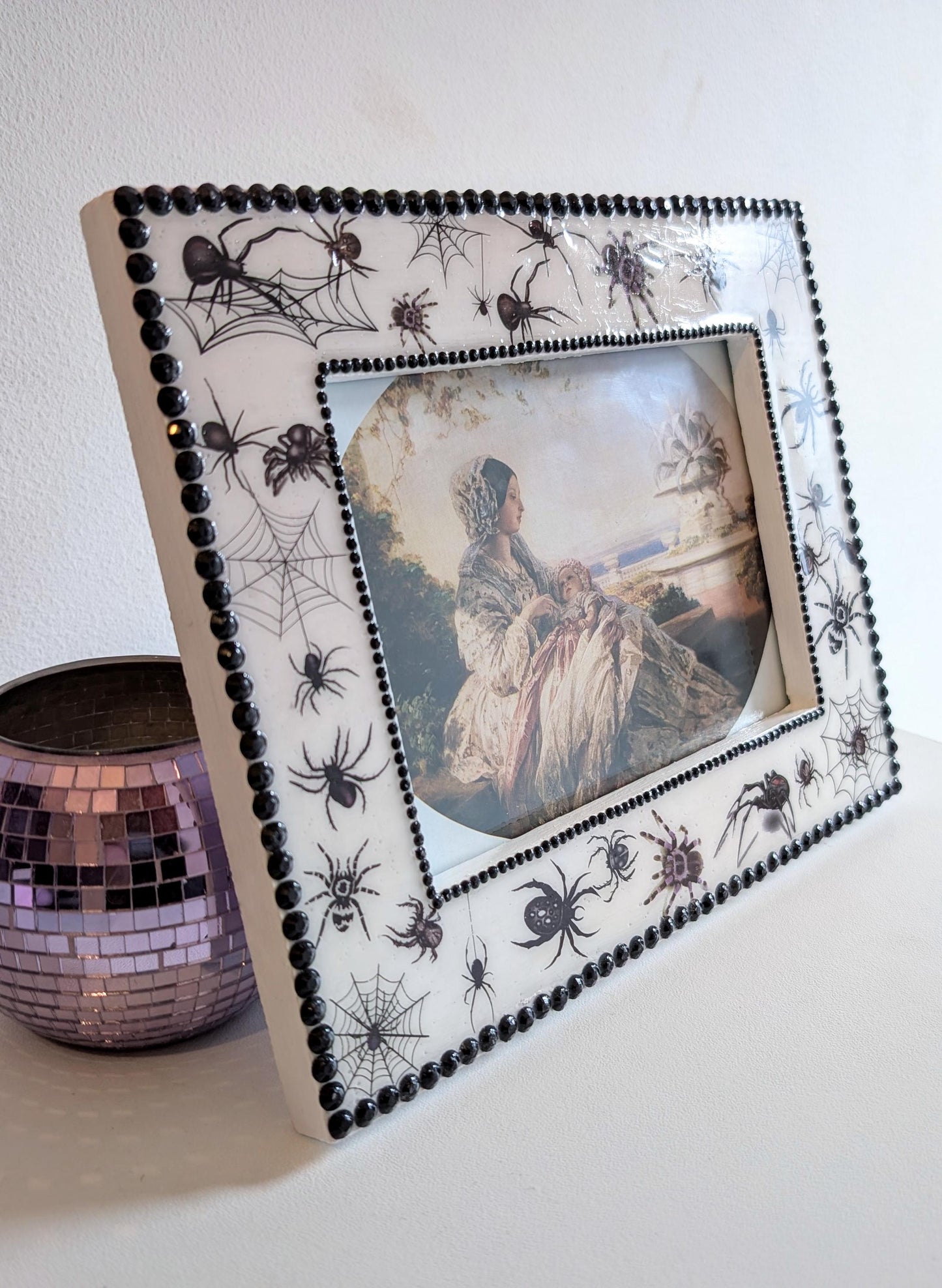 7 x 5" free standing photo frame. Painted white with black gems spiders. Creepy spiders arachnid fan unusual home gift couples housewarming