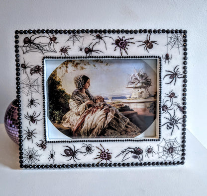 7 x 5" free standing photo frame. Painted white with black gems spiders. Creepy spiders arachnid fan unusual home gift couples housewarming
