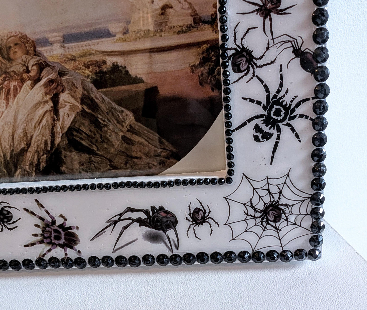 7 x 5" free standing photo frame. Painted white with black gems spiders. Creepy spiders arachnid fan unusual home gift couples housewarming
