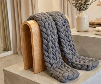 Super Chunky Scarf Mammoth Wool Charcoal Grey Cosy Cowl Free Size NK8