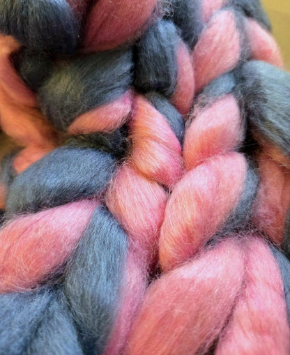 Super Chunky Scarf Mammoth Wool Charcoal Grey & Pink Cosy Cowl Free Size NK9