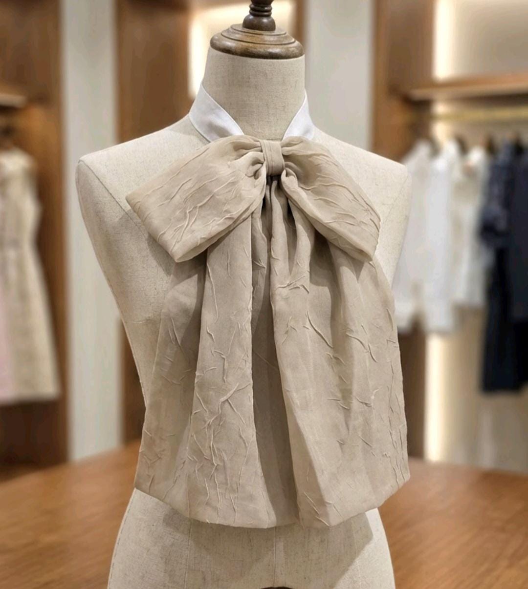 Beige Taupe Crinkle Voile Jabot Floppy Bow Cravat Collar Victorian Steampunk Fancy Dress Gothic Theatre Austin Powers
