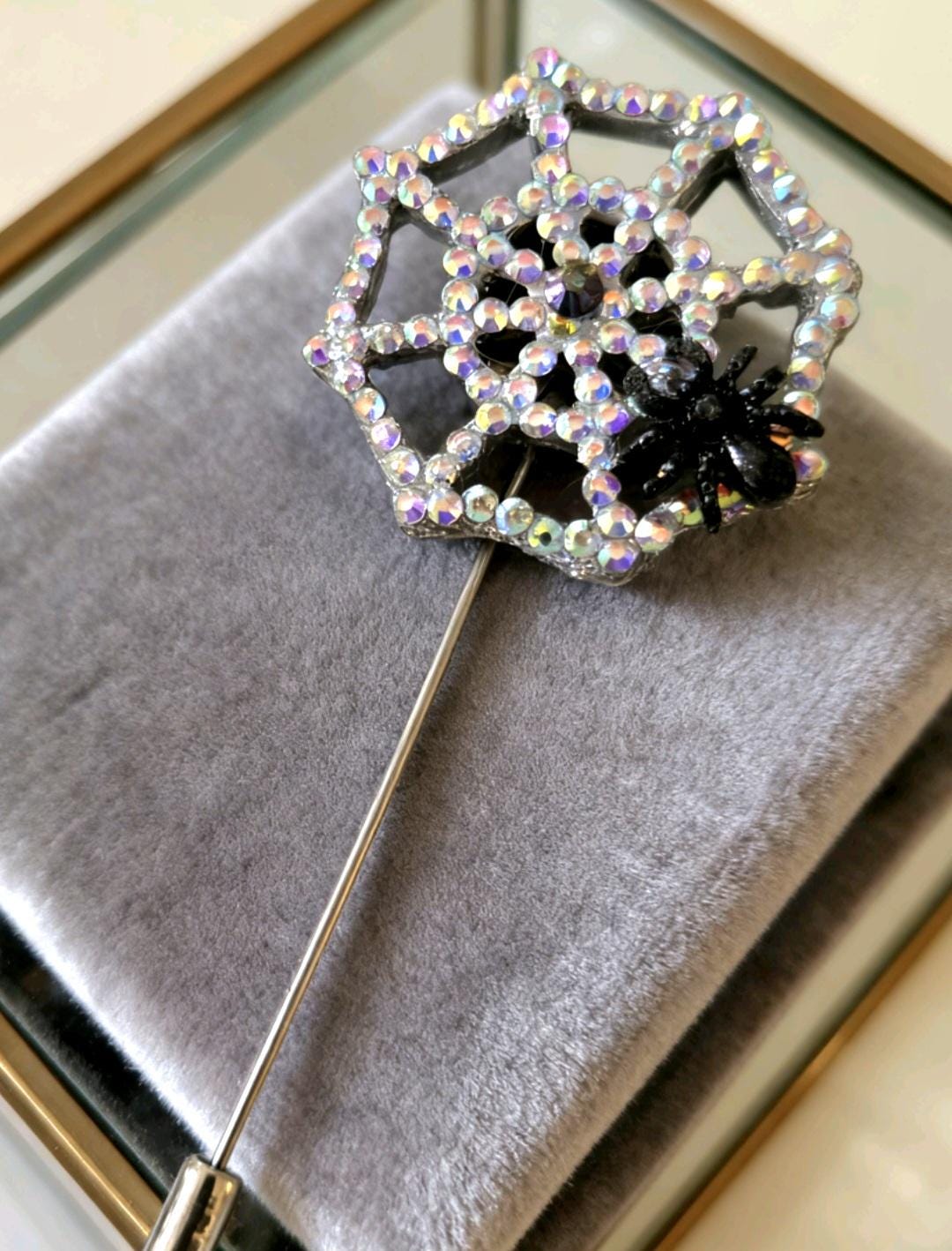 Lapel Tie Pin. Spider Web & Spider Gent Acessories