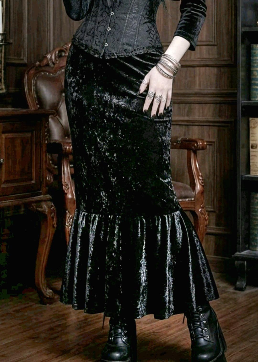 Black Fishtail Velvet Skirt - Gothic Witch Mermaid Size 6 - 10 (UK)