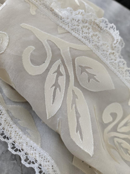 Cream Lace Triangle Veil Small Mantilla, Victorian Catholic Spanish Whitby Gothic