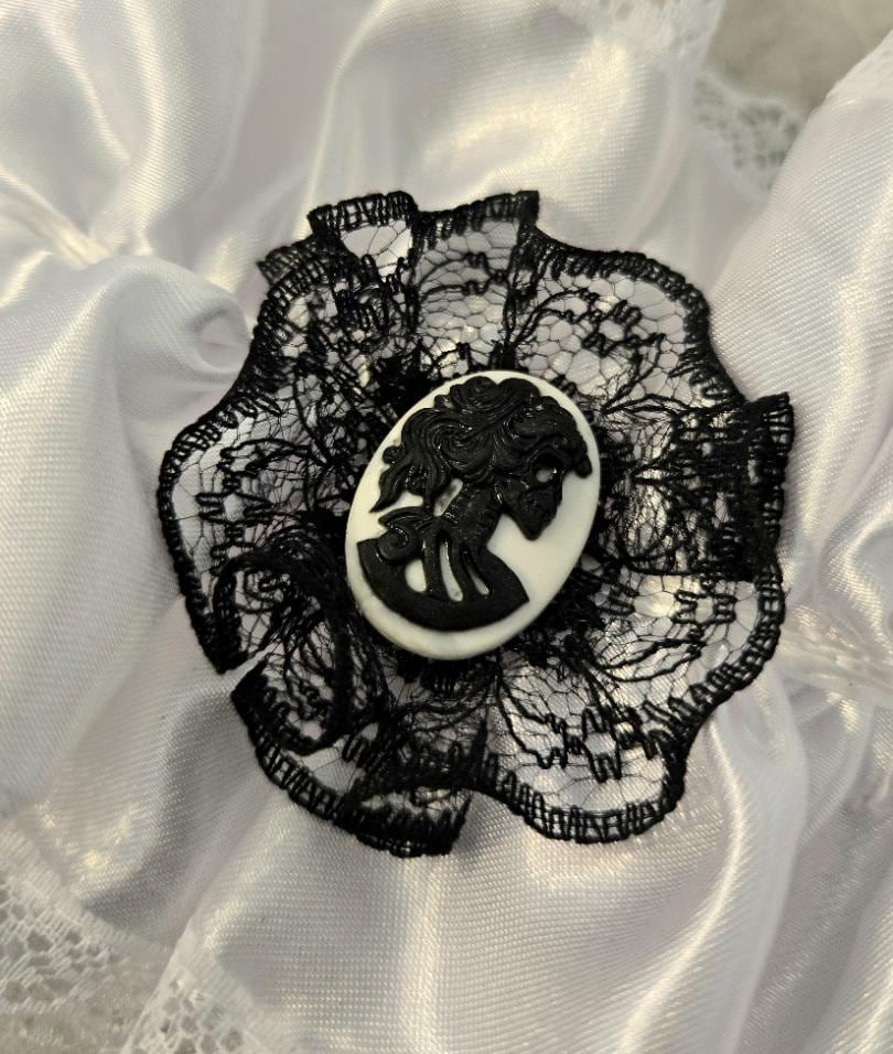 White Satin & Lace Choker Neck Ruff Collar With Skeleton Cameo - Steampunk Gothic Costume Whitby