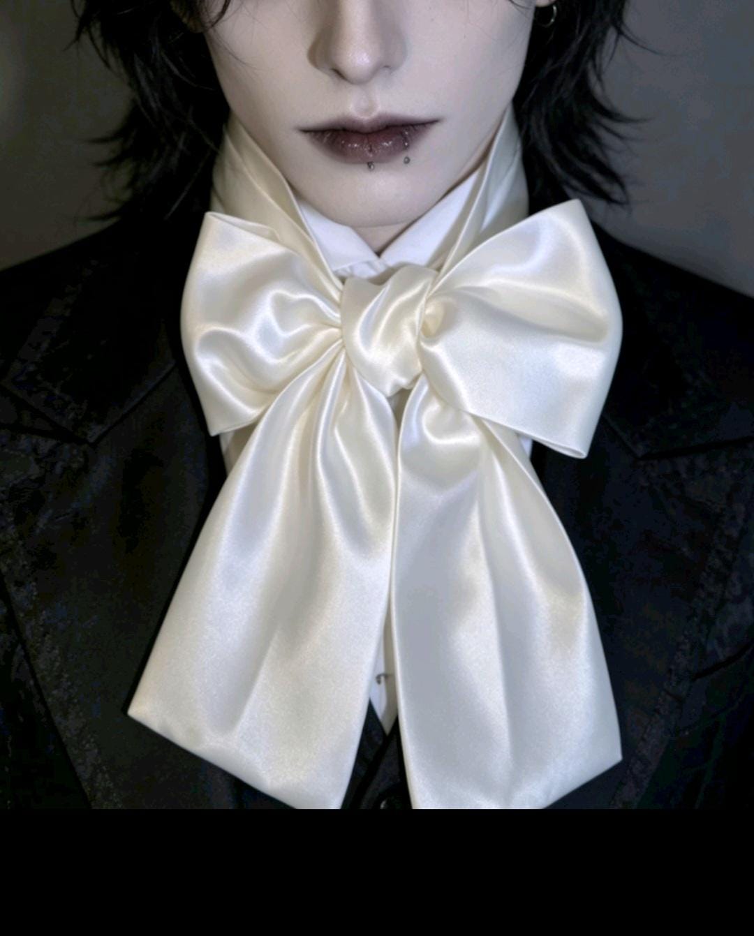 Cream Satin Cravat Bow Tie - Steampunk Pussy Bow Gothic Victorian Costume Wedding