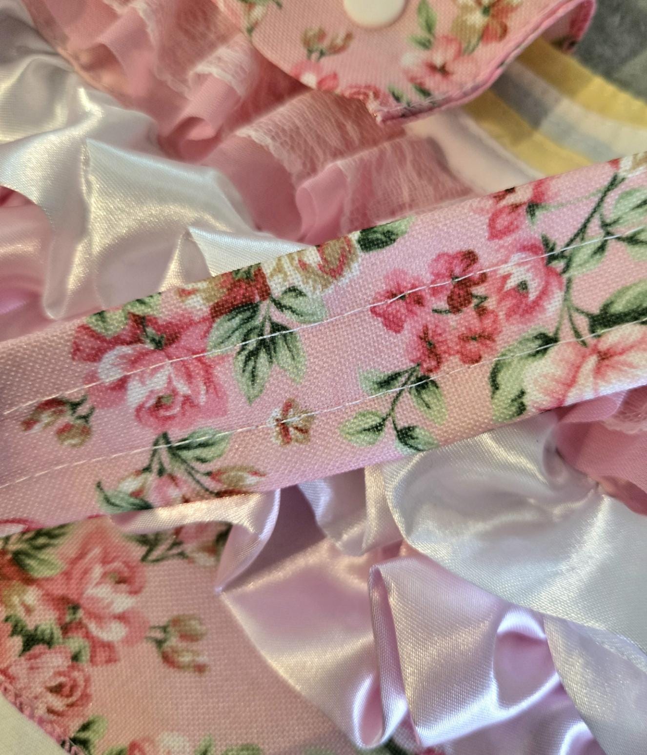 Handmade Lolita Kawaii Hand Bag Pink White Flowers Bows Lace Frills Cosplay Tea Party