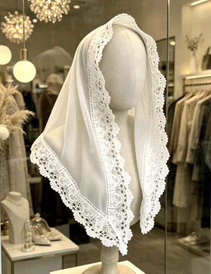 White Chiffon & Guipure Lace Triangle Veil Mantilla, Victorian Catholic Spanish Whitby Gothic