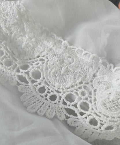 White Chiffon & Guipure Lace Triangle Veil Mantilla, Victorian Catholic Spanish Whitby Gothic