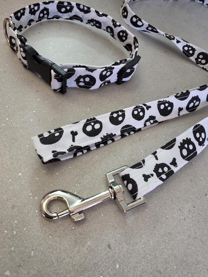 Black White Skulls Dog Collar And Lead Set - Medium -  Matching Leash Set - Gothic