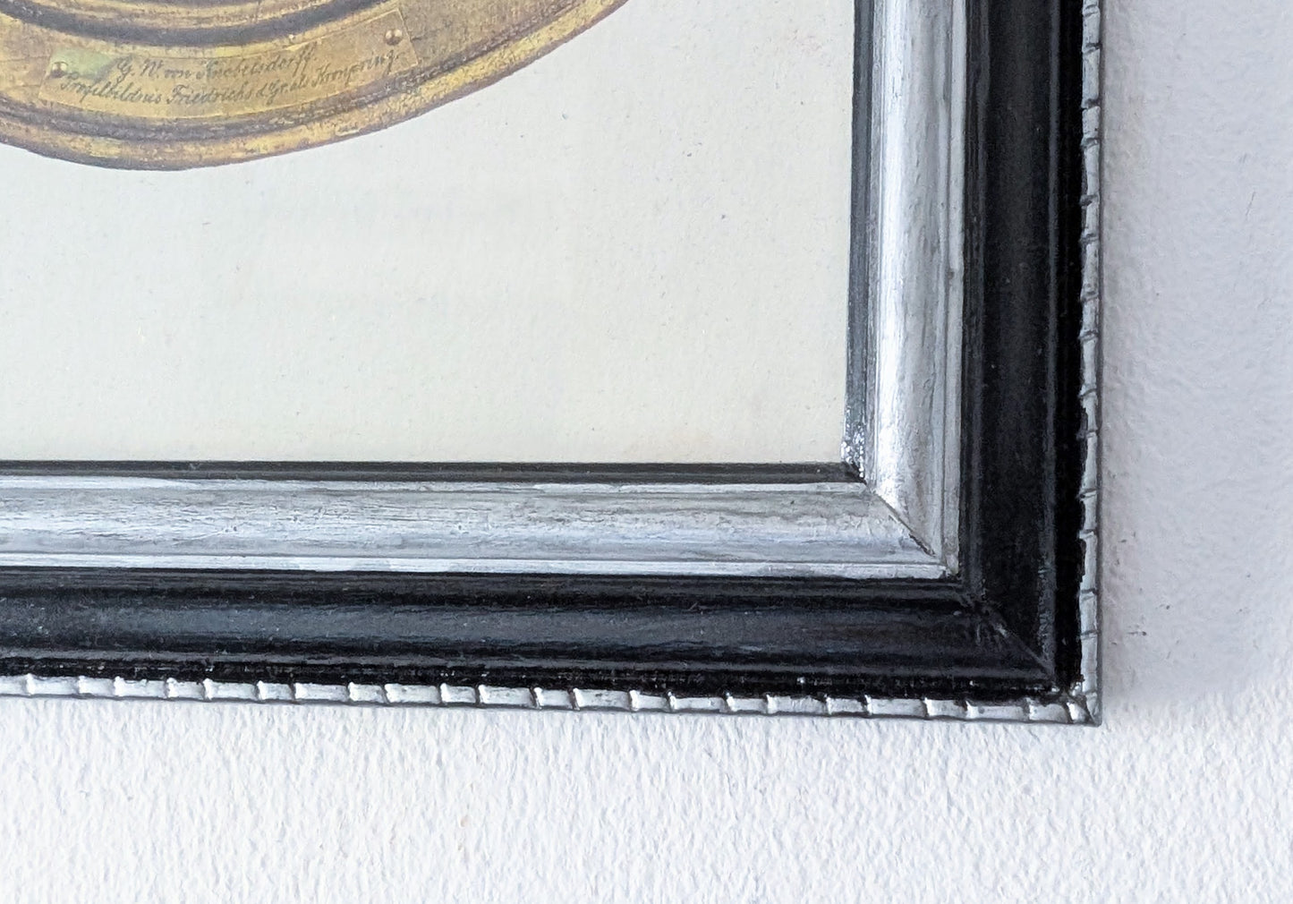 12" x 10" Wall Hanging Large Landscape Picture Frame in Black with Silver Border Detail