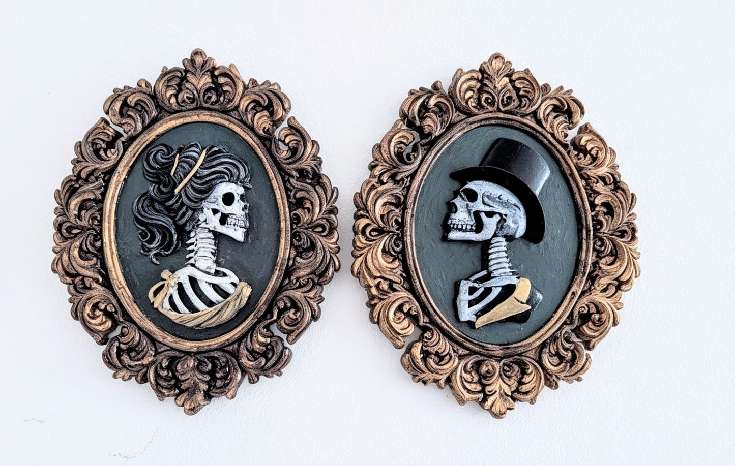 Pair of wall hanging Bride and Groom skeleton wall Plaques. Gothic Home Decor Wedding gift. - Oh My Gothness