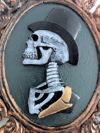 Pair of wall hanging Bride and Groom skeleton wall Plaques. Gothic Home Decor Wedding gift. - Oh My Gothness
